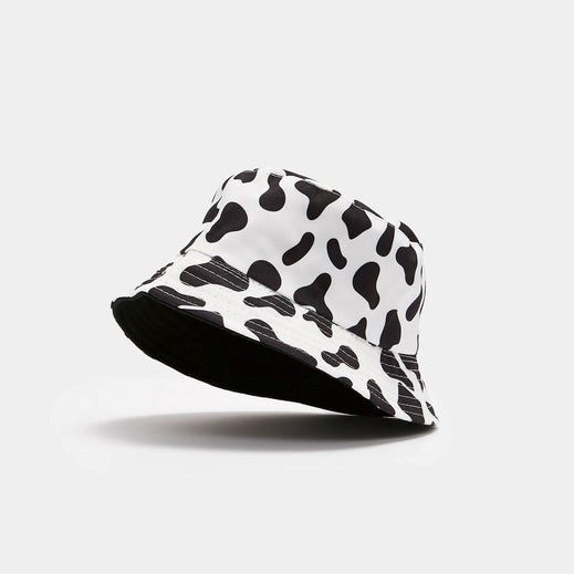 Femme Blanche Chapeaux Koi Footwear Clarabelle Cow Bucket - CNQ-4042182